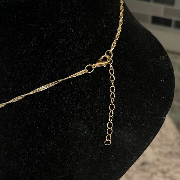 Dior Light Pink Heart Charm with a 16” Wavy Necklace Chain - Picture 3 of 3